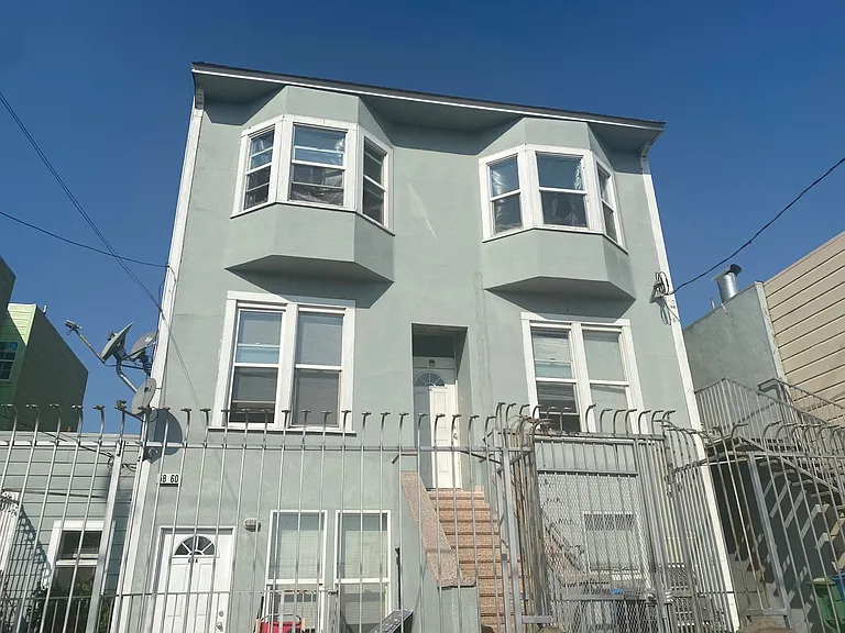 58 Latona — Photo 1