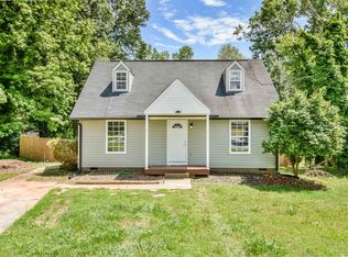 138 Ashdown Dr, Simpsonville, SC 29680