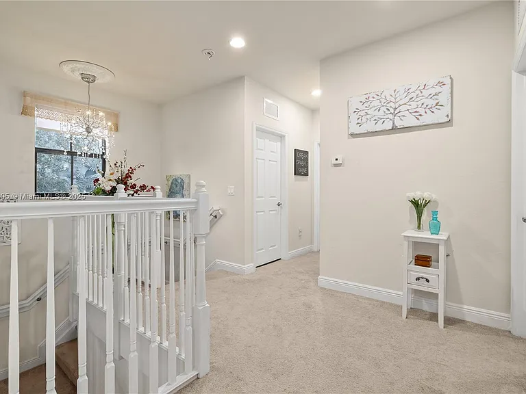 8825 NW 100th Pl — Photo 23
