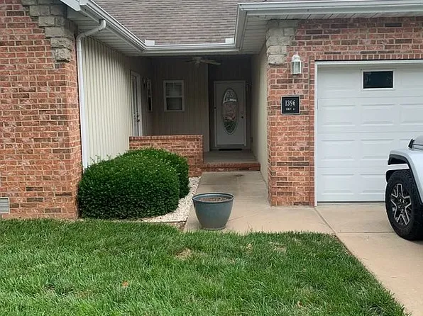 1396 N Sandy Creek Cir Unit 3, Nixa, MO 65714