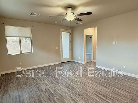 3rd image of 2461 W Half Moon Cir