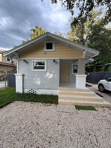 8111 N 10th St Photo 1 8111 N 10th St Photo 1