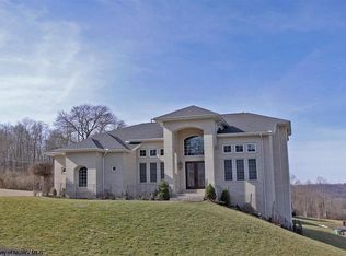 203 Rivercrest Dr, Morgantown, WV 26508