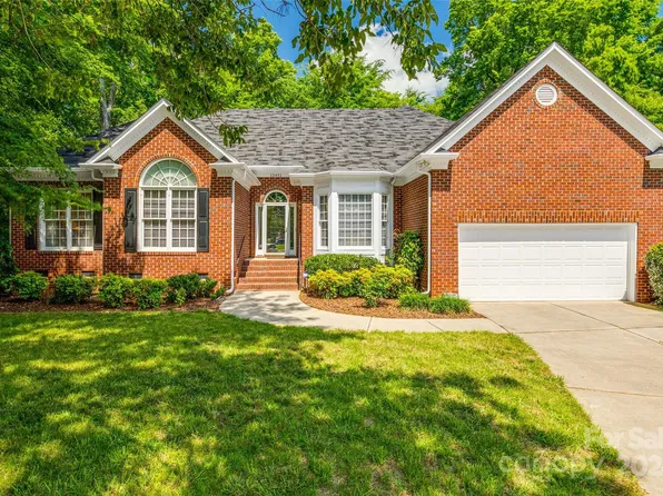 12451 Sylvan Oak Way, Charlotte, NC 28273