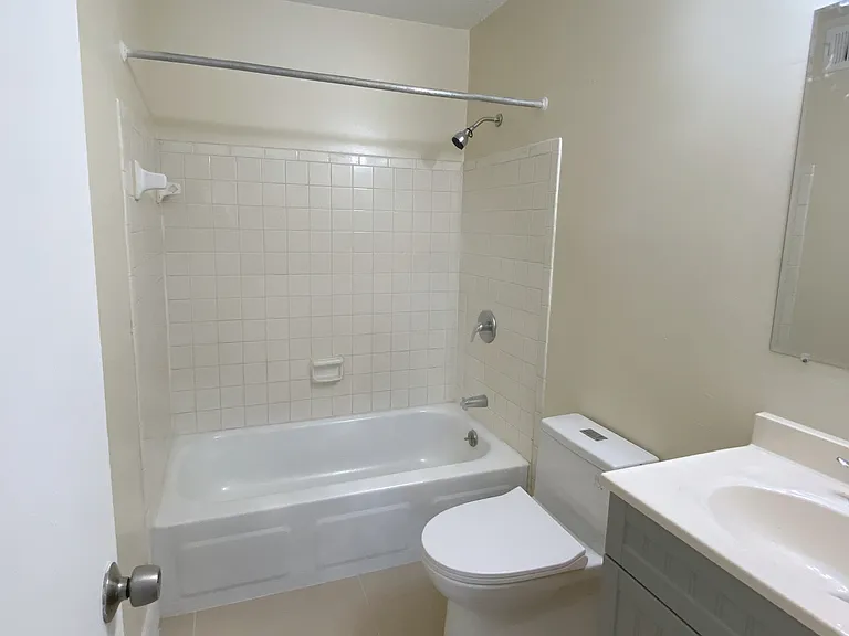 2295 Candlewyck Cir — Photo 6