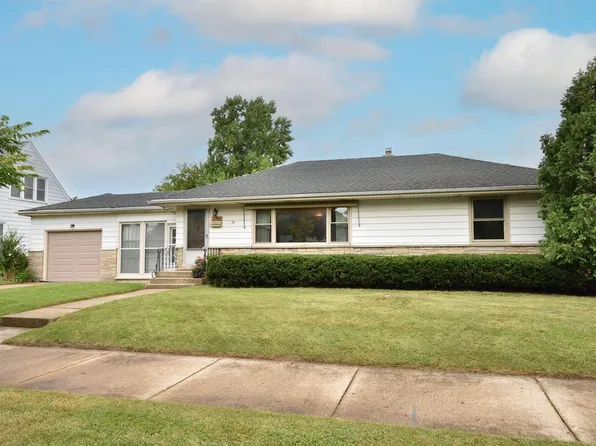 3765 North 97th PLACE, Milwaukee, WI 53222