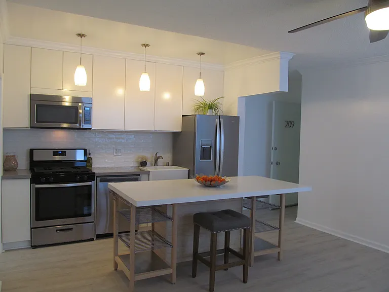 55 Navy Street — Photo 31