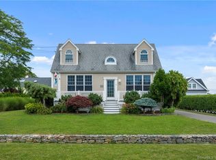 14 Gull Rock Rd, Madison, CT 06443