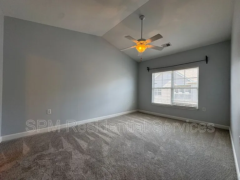 618 Condo Club Dr #307 — Photo 15