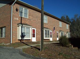 118B Evans St #B, Morganton, NC 28655