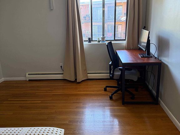 3rd image of 5 Linda Ln APT 1
