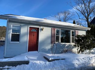 17 Crest Rd, Wayland, MA 01778