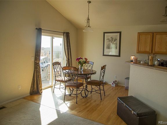 Breakfast nook