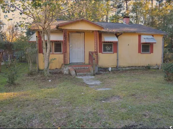 414 E Wine St., Mullins, SC 29574