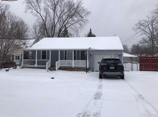 813 Stevens Blvd, Eastlake, OH 44095