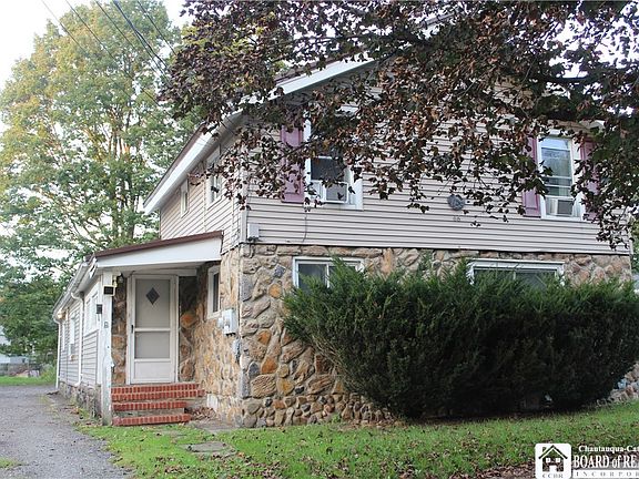 2nd image of 66 Eagle St