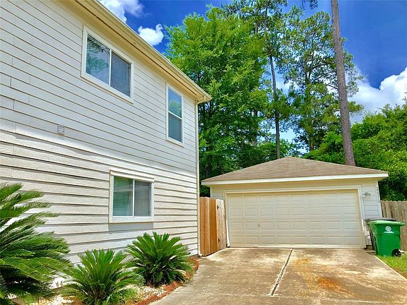 5th image of 22214 Laurel Pine Cir