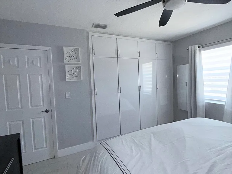 9235 SW 41st St — Photo 23