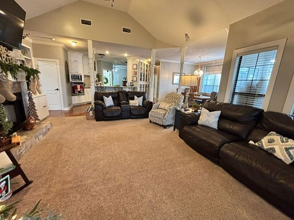 1st image of 5813 Riviera Prado