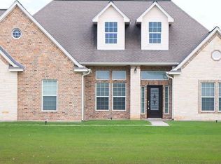 1206 County Road 327, Palacios, TX 77465