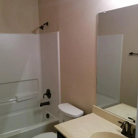 155 Creekside Villa Dr — Photo 10
