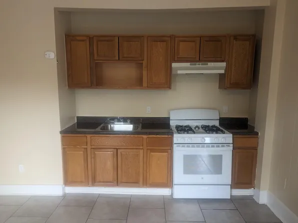 122 Derby Ave, New Haven, CT