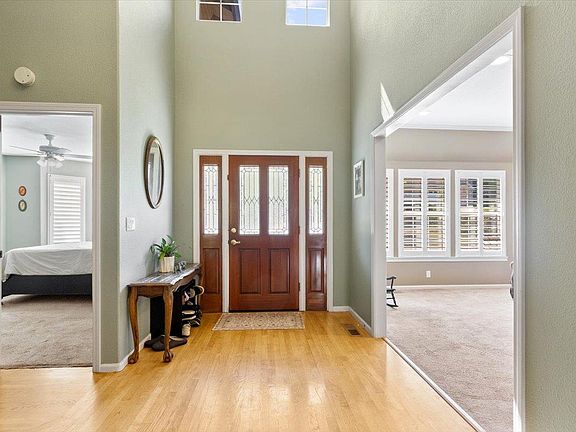 4th image of 2565 Bertella Rd