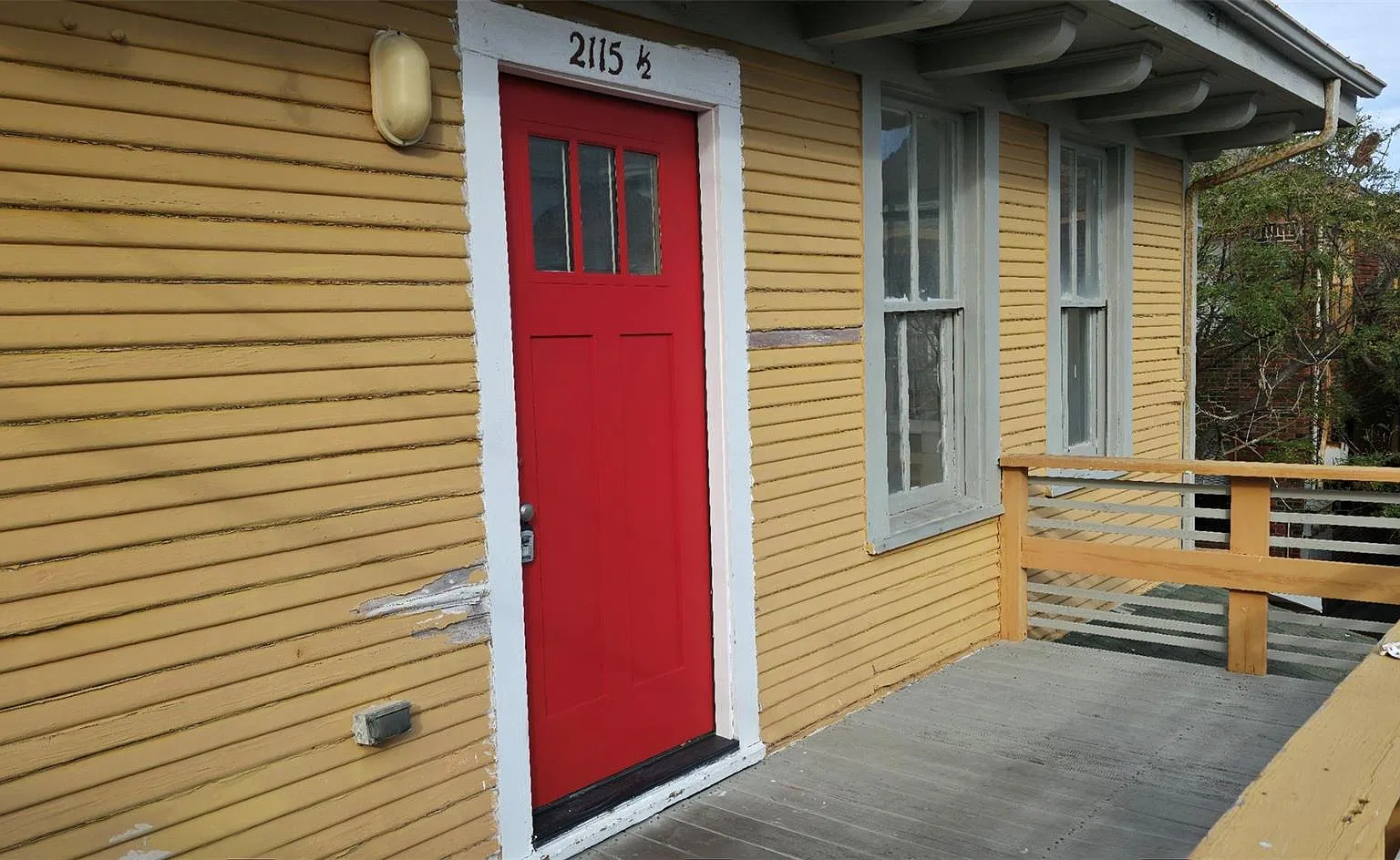 2 bed, 1.0 bath, 960 sqft, $1,500 — Photo 1