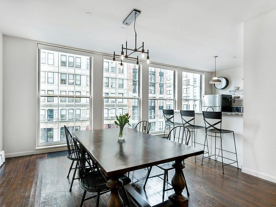 1st image of 213 Park Ave S Floor 3
