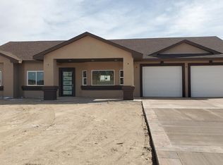 606 S Calaveras Dr, Pueblo, CO 81007