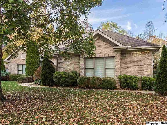 2nd image of 3009 Basswood Way SE