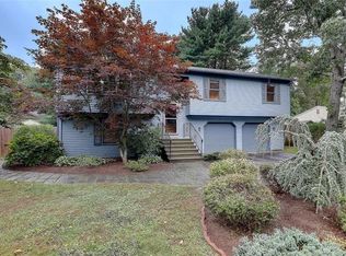 21 Stacy St, Barrington, RI 02806