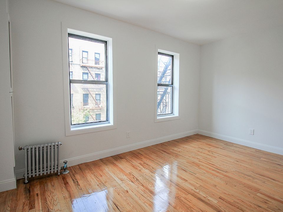 2nd image of 75 Ellwood St #D3