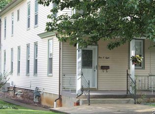 108 Poplar Ave, Hummelstown, PA 17036