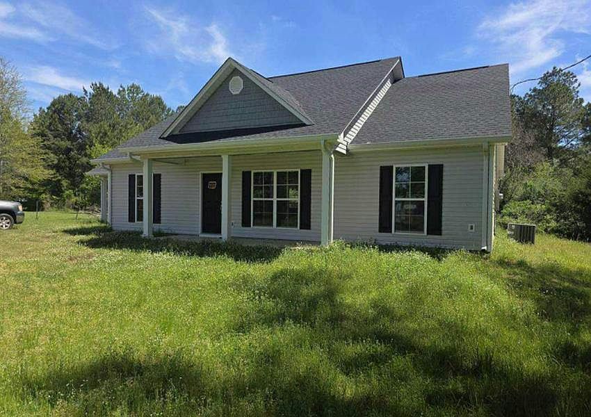 1st image of 32 White Rogers Rd
