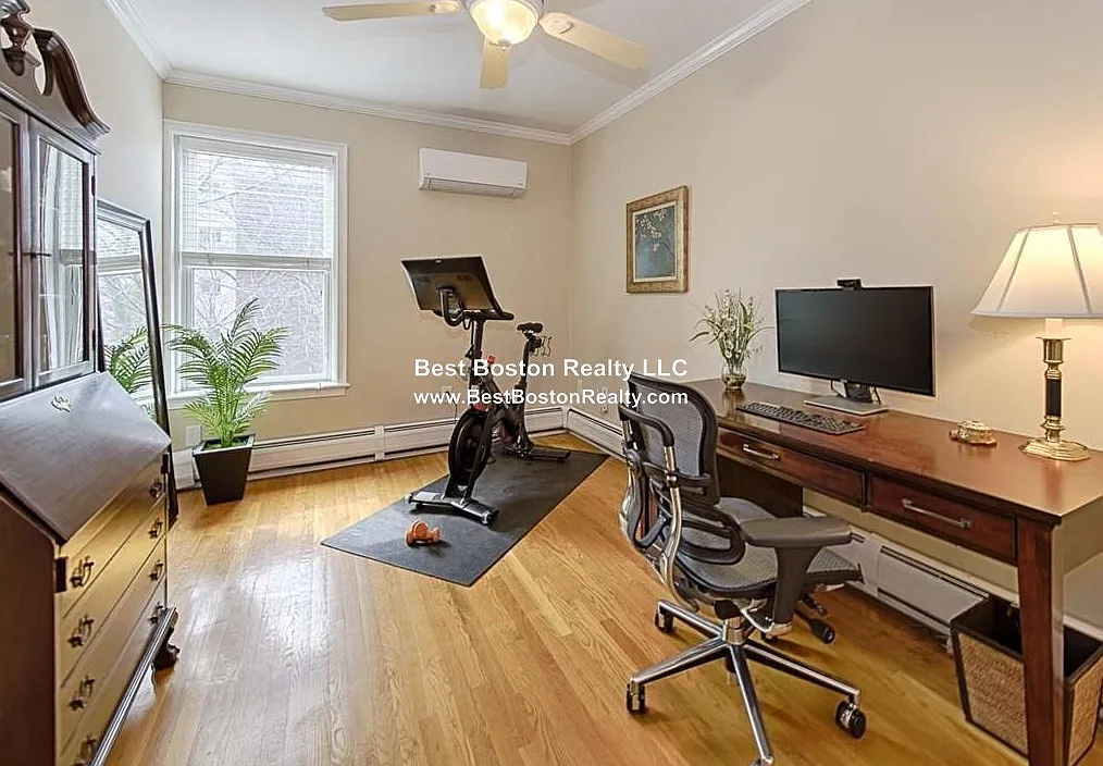 2 bed, 1.0 bath, $4,500 — Photo 4