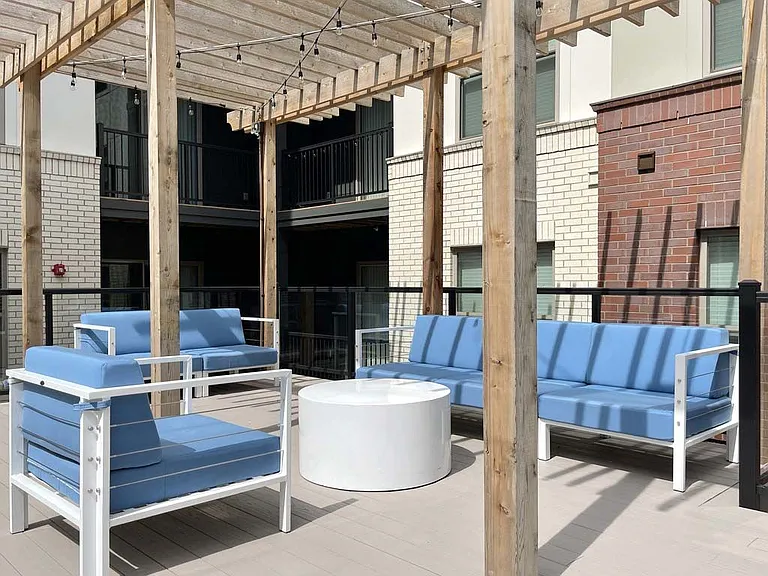 Elevate Apartments — Photo 42
