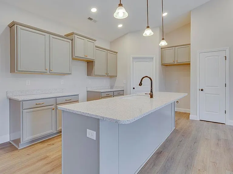 108 Walters Way — Photo 7
