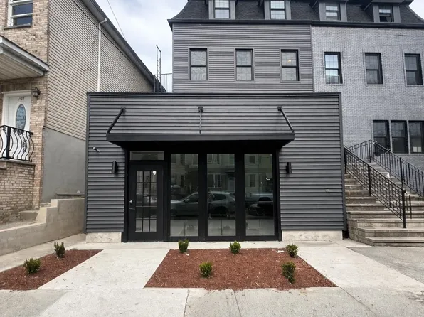 241 Palisade Avenue image 1 of 21