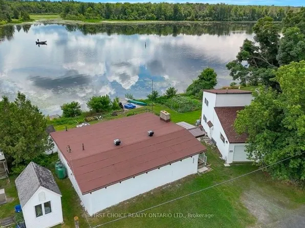 2986 Beaman Ln, Ottawa, ON K0G 1J0