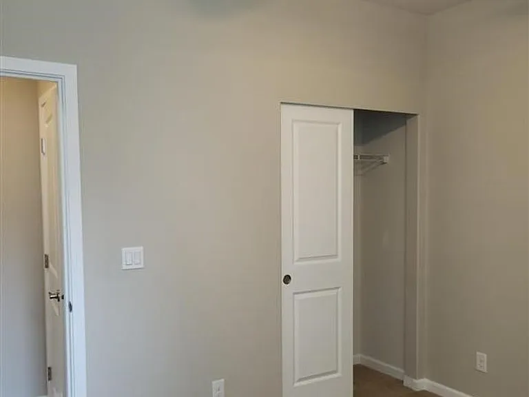 556 Bondgard Ave E — Photo 22