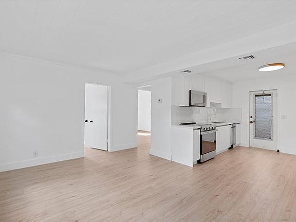 2nd image of 237 NE 10th St #239