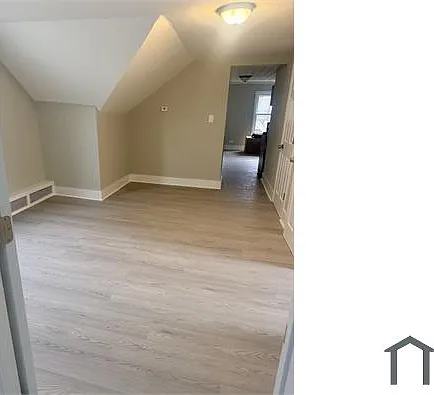 18 Eagle Ave #3 — Photo 7