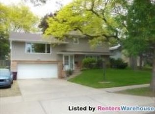 2191 Edgebrook Ave, Saint Paul, MN 55119