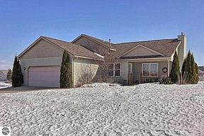 1st image of 611 Francis Dr