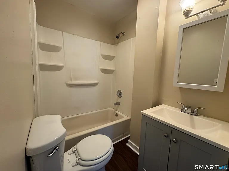 184 Pacific St — Photo 7