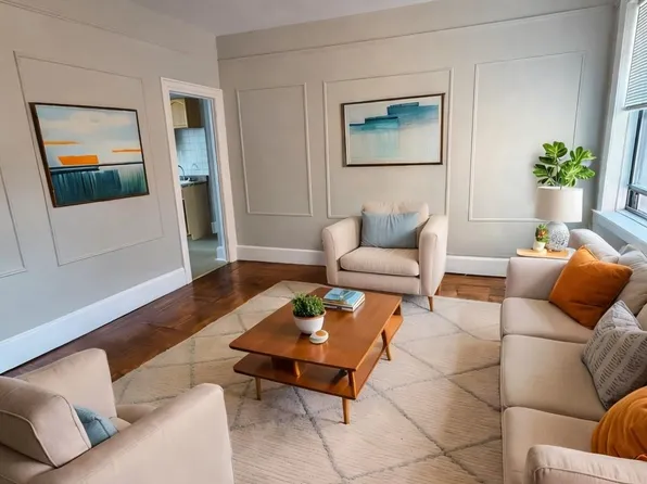 368 Broadway image 1 of 6