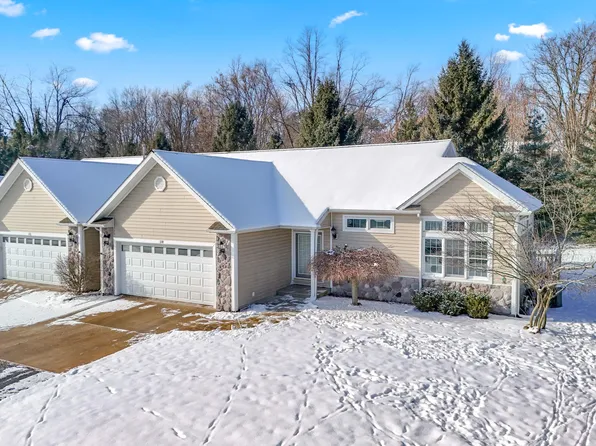 118 Stony Ridge Ct, Hillsdale, MI 49242
