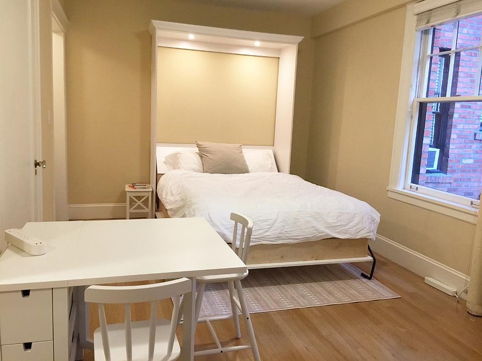 2nd image of 2132 5th Ave Unit 109