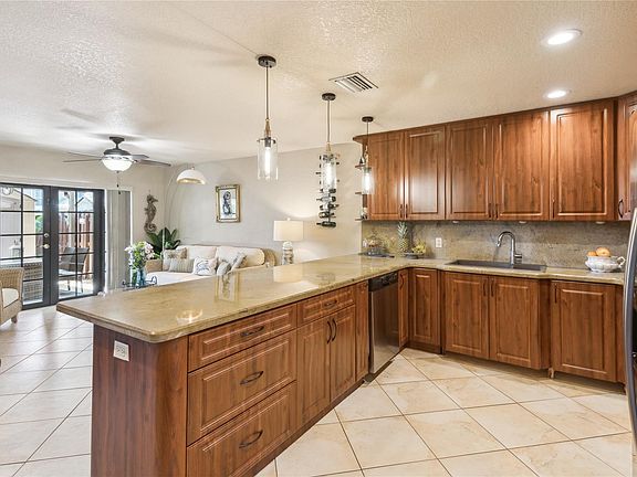 2nd image of 686 NE 1st Street #163